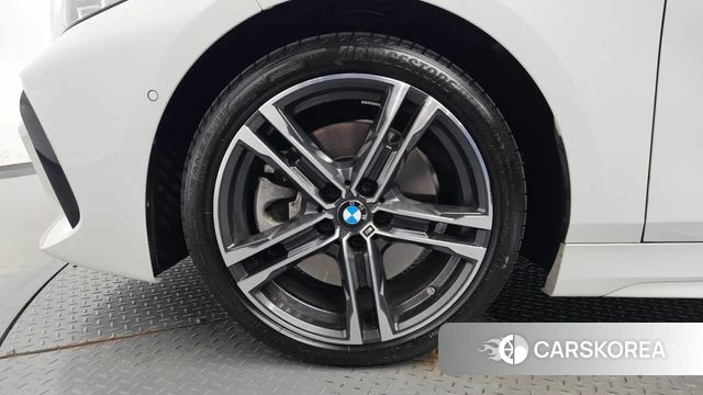 BMW 1 Series (F40) id 4686671 из Кореи 28