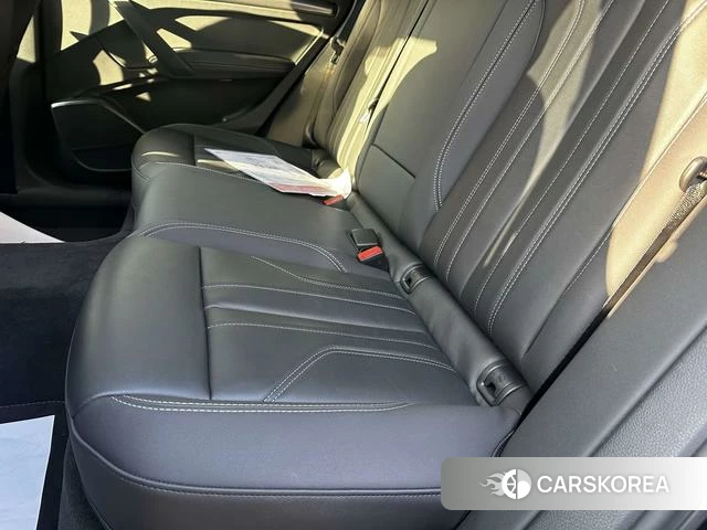Audi Q5L id 4213197 из Китая 34