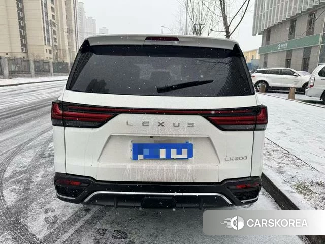Lexus LX 2023 Белый из Китая, фото 4