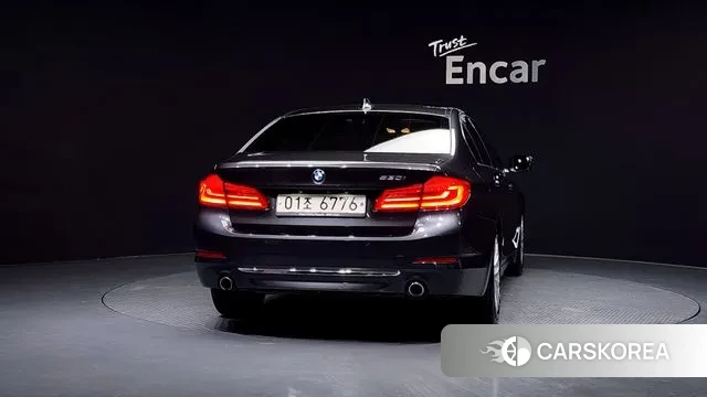 BMW 5 Series (G30) id 3622576 из Кореи 14