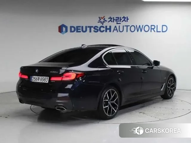 BMW 5 Series (G60) id 3016278 из Кореи 14