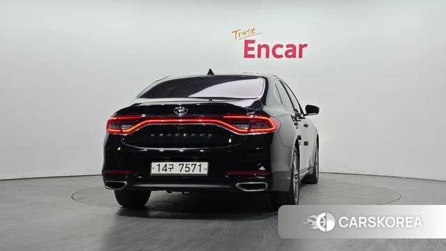 Hyundai Grandeur IG id 3814285 из Кореи 14