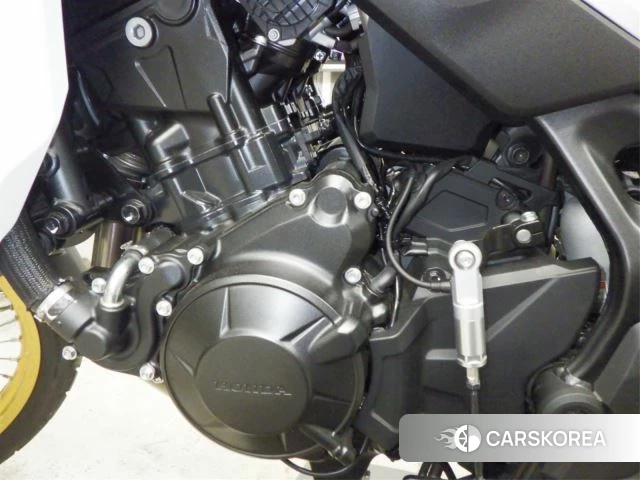 Engine photo