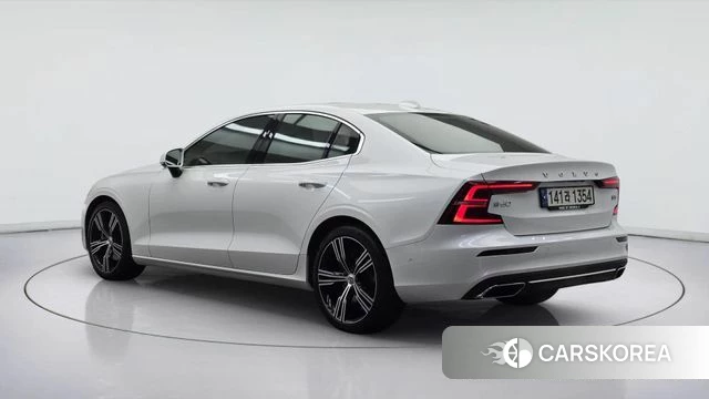 Volvo S60 3rd generation id 4018911 из Кореи 14