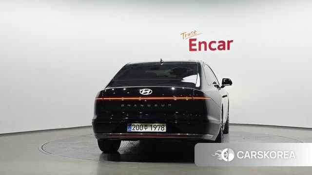 Hyundai Grandeur Hybrid (GN7) id 4617795 из Кореи 34
