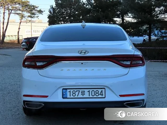 Hyundai Grandeur IG id 3562998 из Кореи 14