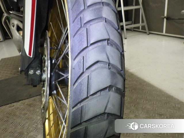 Проданный Honda CRF1100L AFRICA TWIN DCT id 4199596 из Японии, фото 28