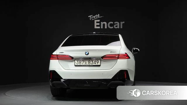 BMW 5 Series (G60) id 3963630 из Кореи 14