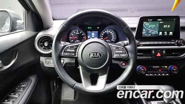 Kia Come New K3 id 2762342 из Кореи 14