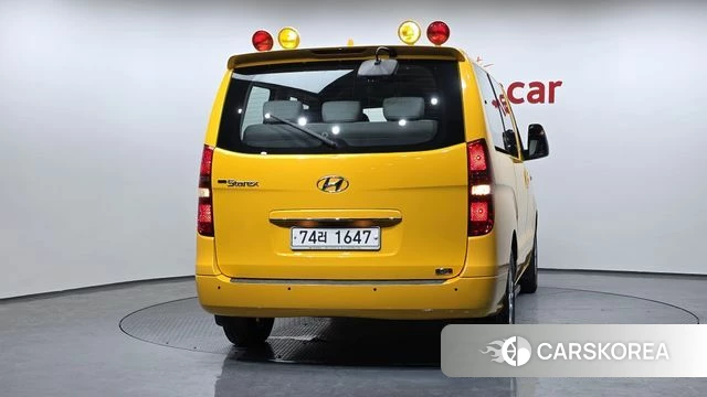 Hyundai The New Grand Starex id 4667103 из Кореи 14