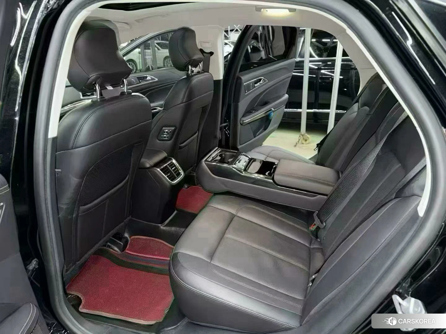 Ford Taurus 2019 Черный из Китая, фото 4