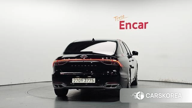 Hyundai The New Grandeur IG id 4409532 из Кореи 29
