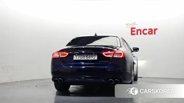 Maserati Quattroporte id 4638337 из Кореи 30