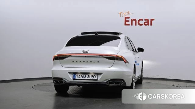 Hyundai The New Grandeur IG id 4525009 из Кореи 26