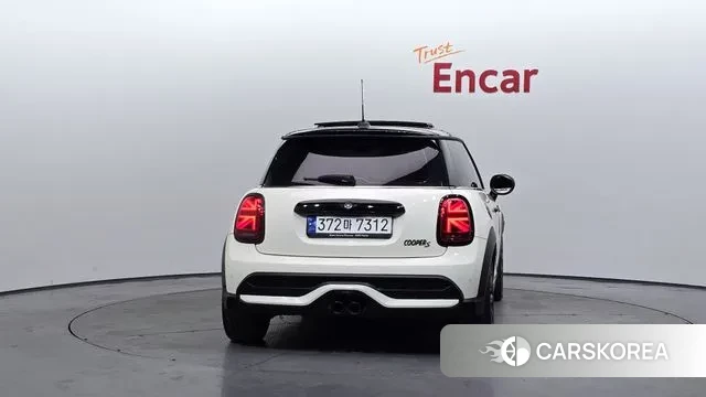 Mini Cooper S id 3420994 из Кореи 14