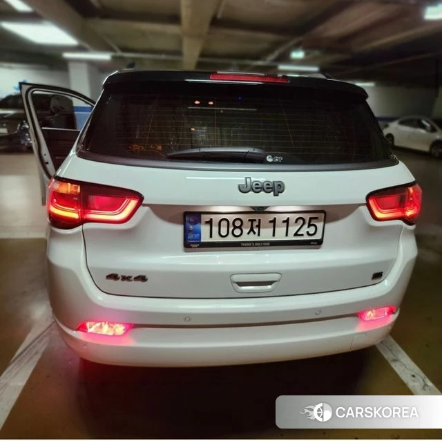 Jeep Compass 2nd Generation 2022 Белый из Кореи, фото 4