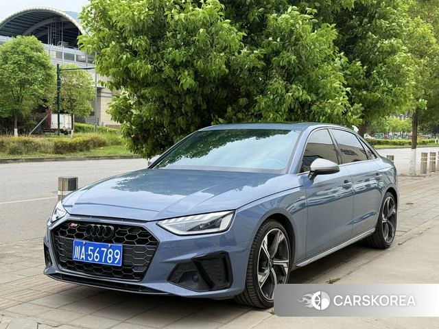 Audi A4L id 4299969 из Китая 16
