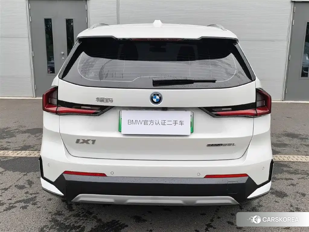 BMW iX1 2025 Белый из Китая, фото 4