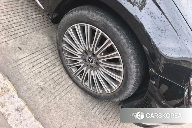 Mercedes-Benz E-class id 4290969 из Китая 11