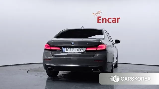 BMW 5 Series (G30) id 3453443 из Кореи 14