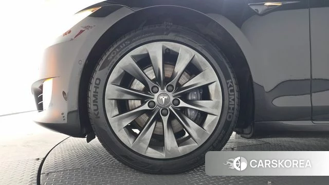 Tesla Model S id 4568139 из Кореи 28