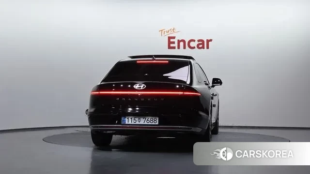 Hyundai Grandeur (GN7) id 3388390 из Кореи 14