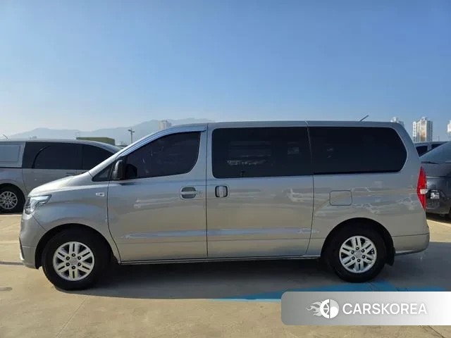 Hyundai The New Grand Starex id 3631243 из Кореи 11