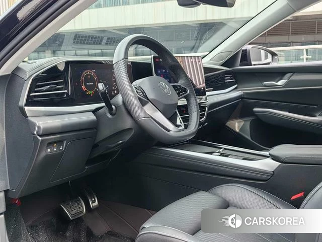 Volkswagen Passat id 4260043 из Китая 16