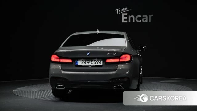 BMW 5 Series (G30) id 3852141 из Кореи 14