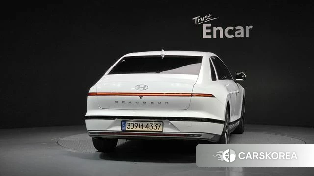 Hyundai Grandeur (GN7) id 4591633 из Кореи 14