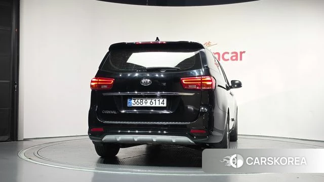 Kia The New Carnival id 4923733 из Кореи 27