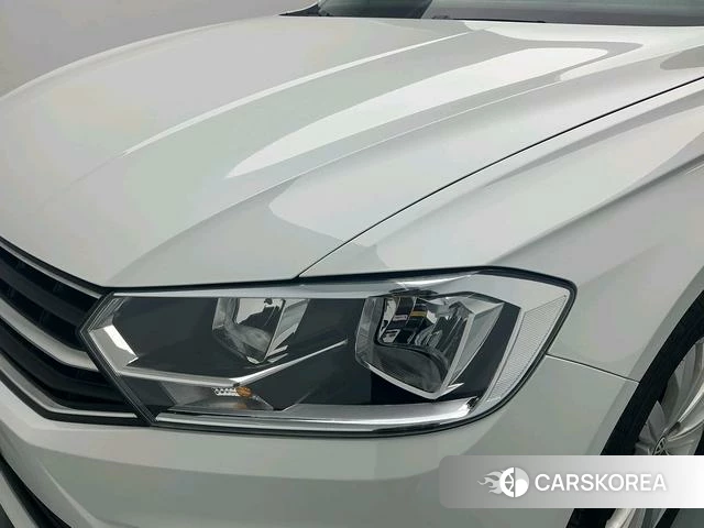 Volkswagen Bora id 4205834 из Китая 14