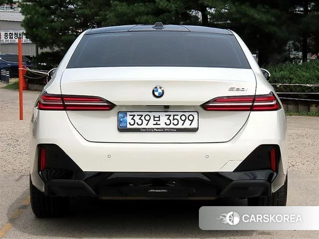 BMW 5 Series (G60) id 4734798 из Кореи 14