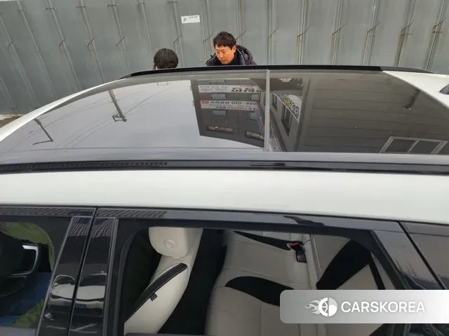 Land Rover Range Rover Velar id 3656482 из Кореи 10