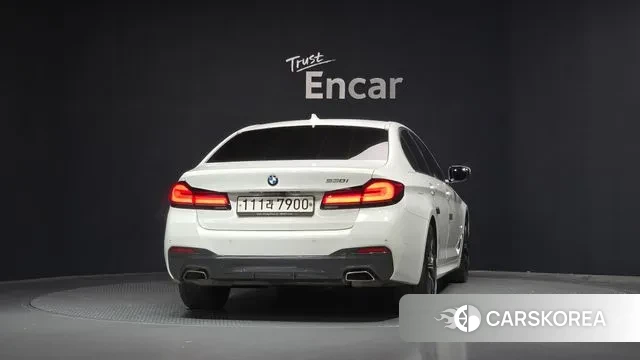 BMW 5 Series (G30) id 3329537 из Кореи 14