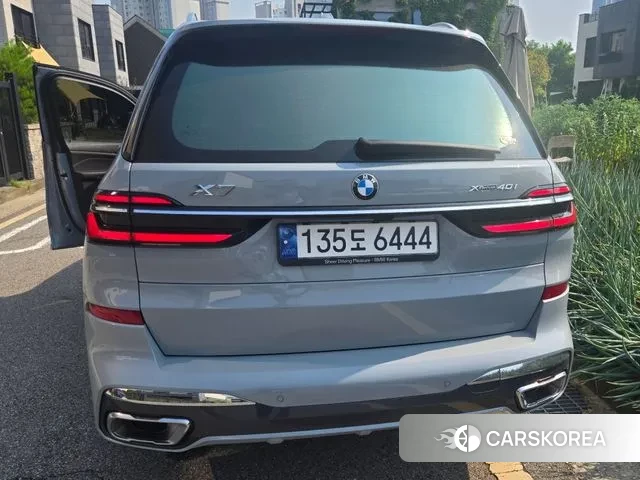 BMW X7 (G07) 2023 Цвет галактики из Кореи, фото 4