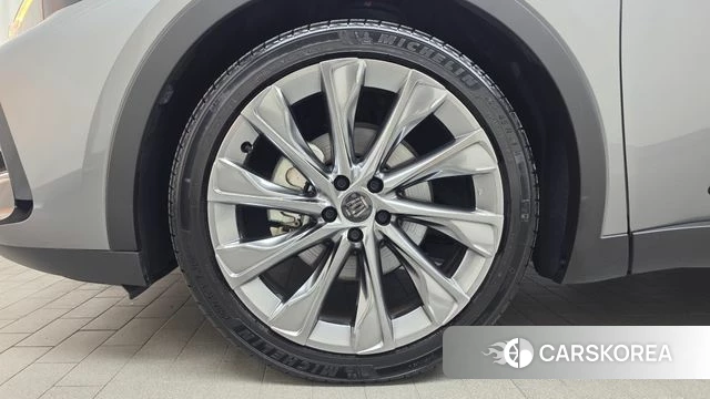 Toyota Crown Crossover id 4834365 из Кореи 27