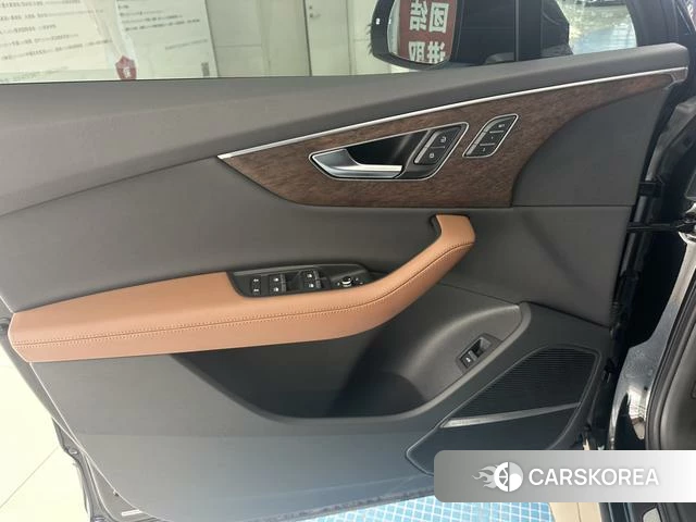 Audi Q7 id 4353106 из Китая 18