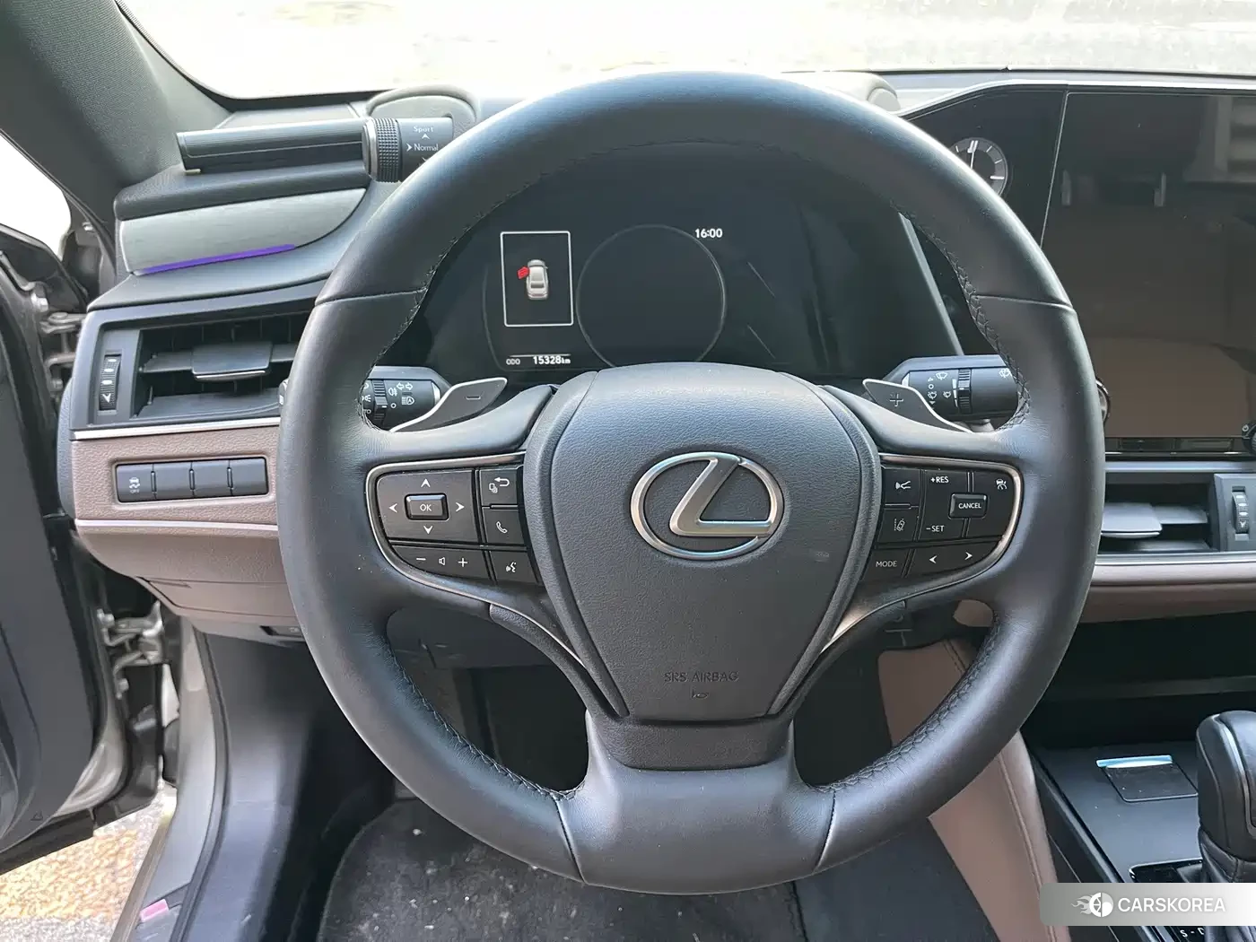 Lexus ES id 4674530 из Китая 18