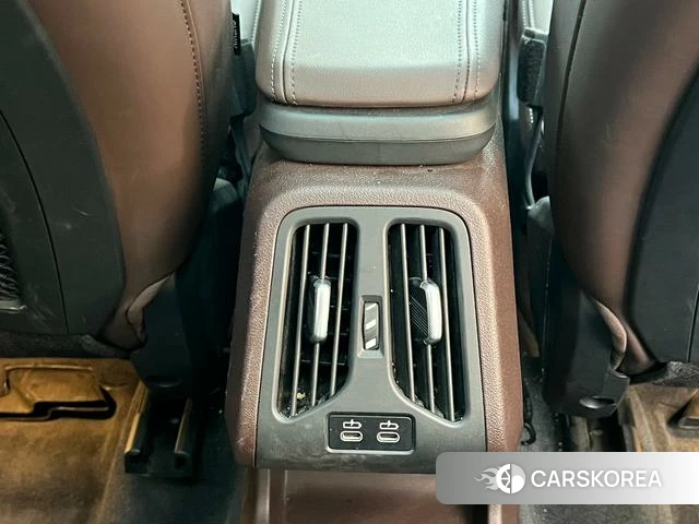 BMW X1 id 4333860 из Китая 21