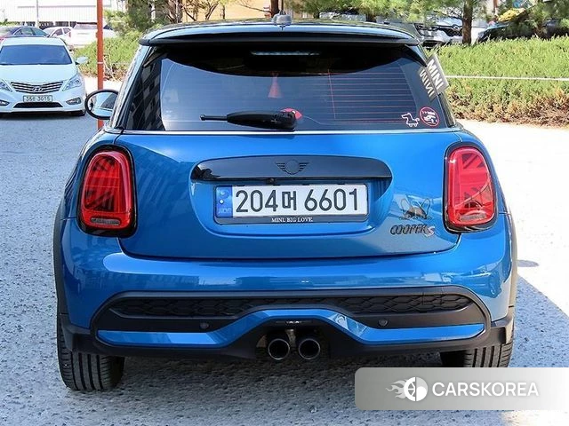 Mini Cooper S id 3910429 из Кореи 14