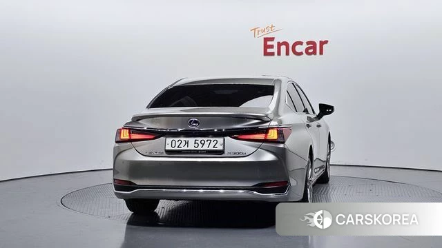 Lexus ES300h 7th generation id 4294943 из Кореи 29