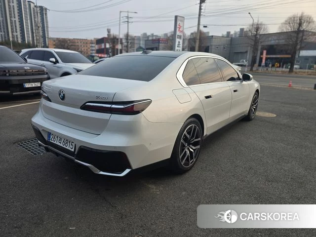 BMW 7 Series (G70) id 3919646 из Кореи 14