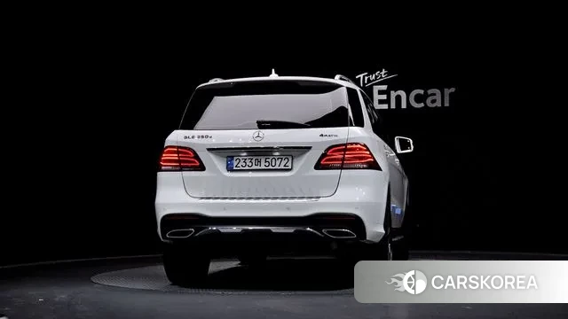 Mercedes-Benz GLE - Class W166 id 3703936 из Кореи 14