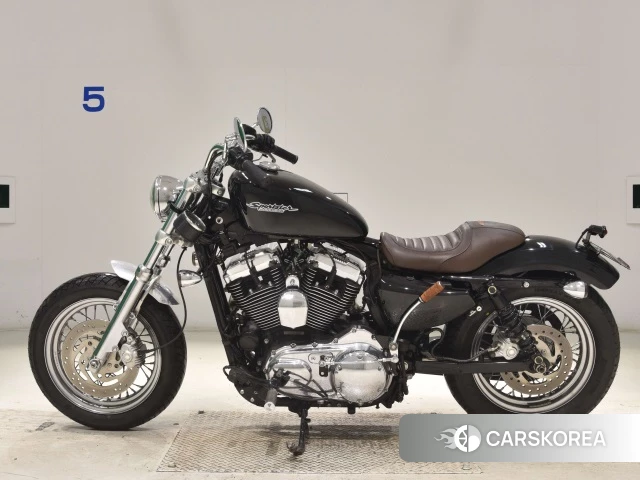 Harley-Davidson Sportster XL1200C 2011 из Японии
