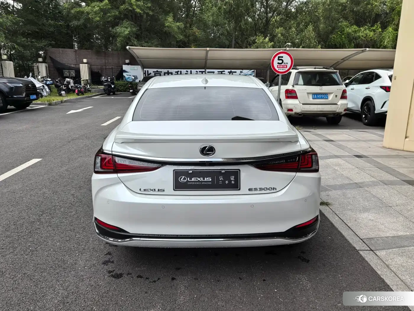 Lexus ES 2024 Белый из Китая, фото 4