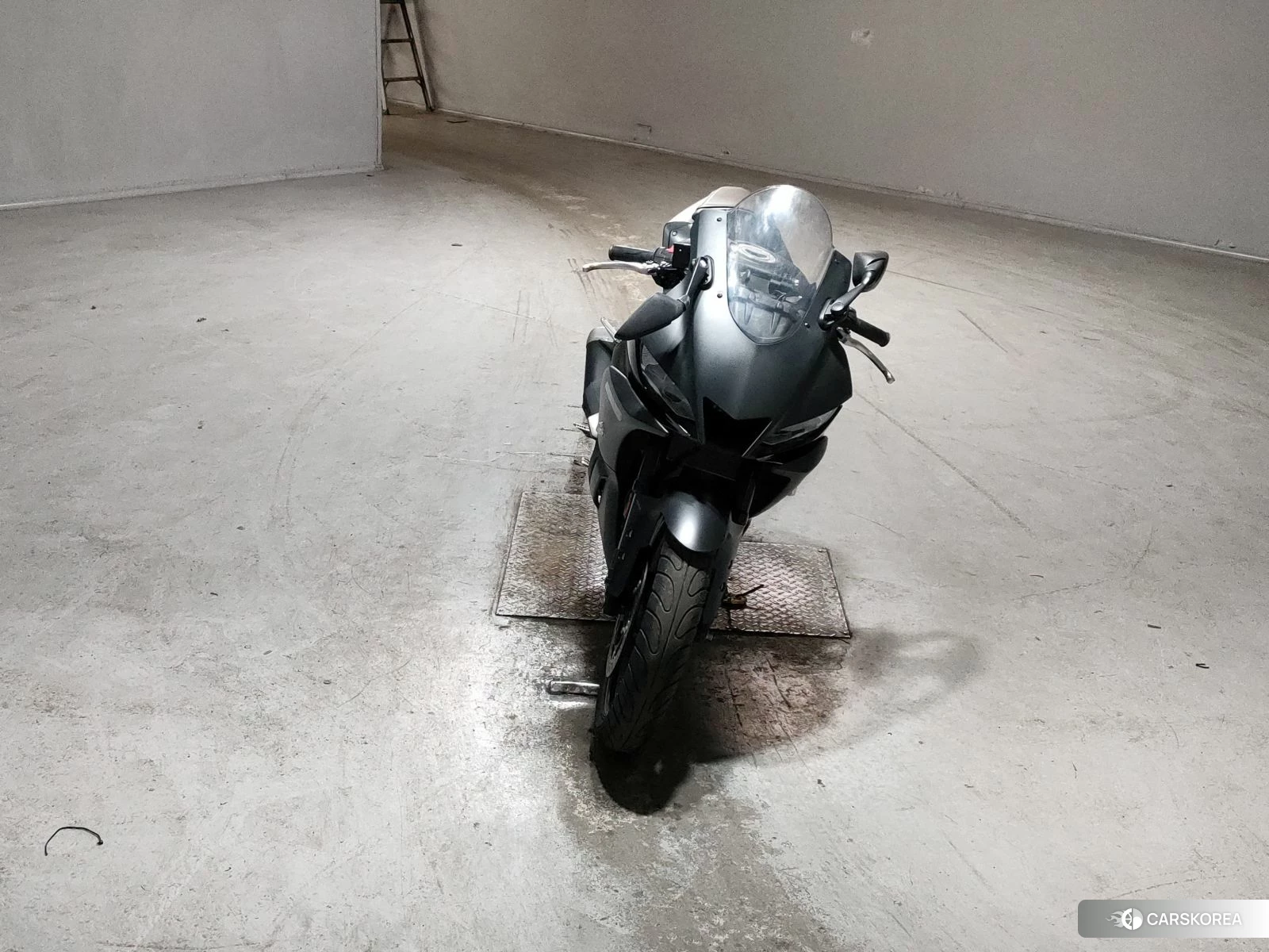 Проданный Yamaha YZF-R3 id 4200338 из Японии, фото 2