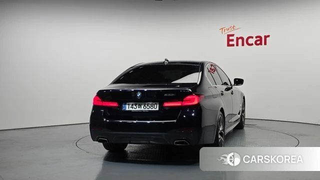 BMW 5 Series (G30) id 4294073 из Кореи 29