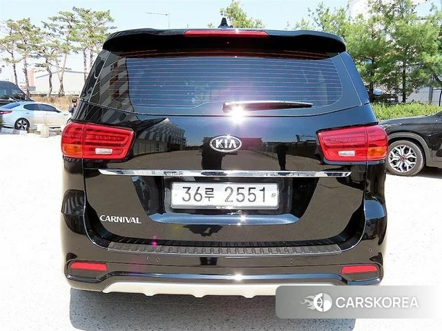 Kia The New Carnival id 4188512 из Кореи 14