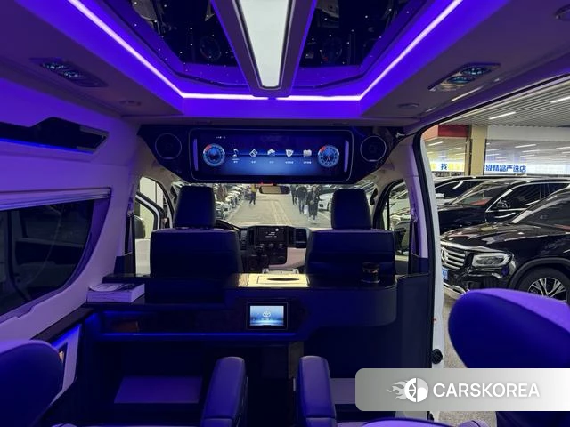 Toyota Hiace id 3957788 из Китая 21